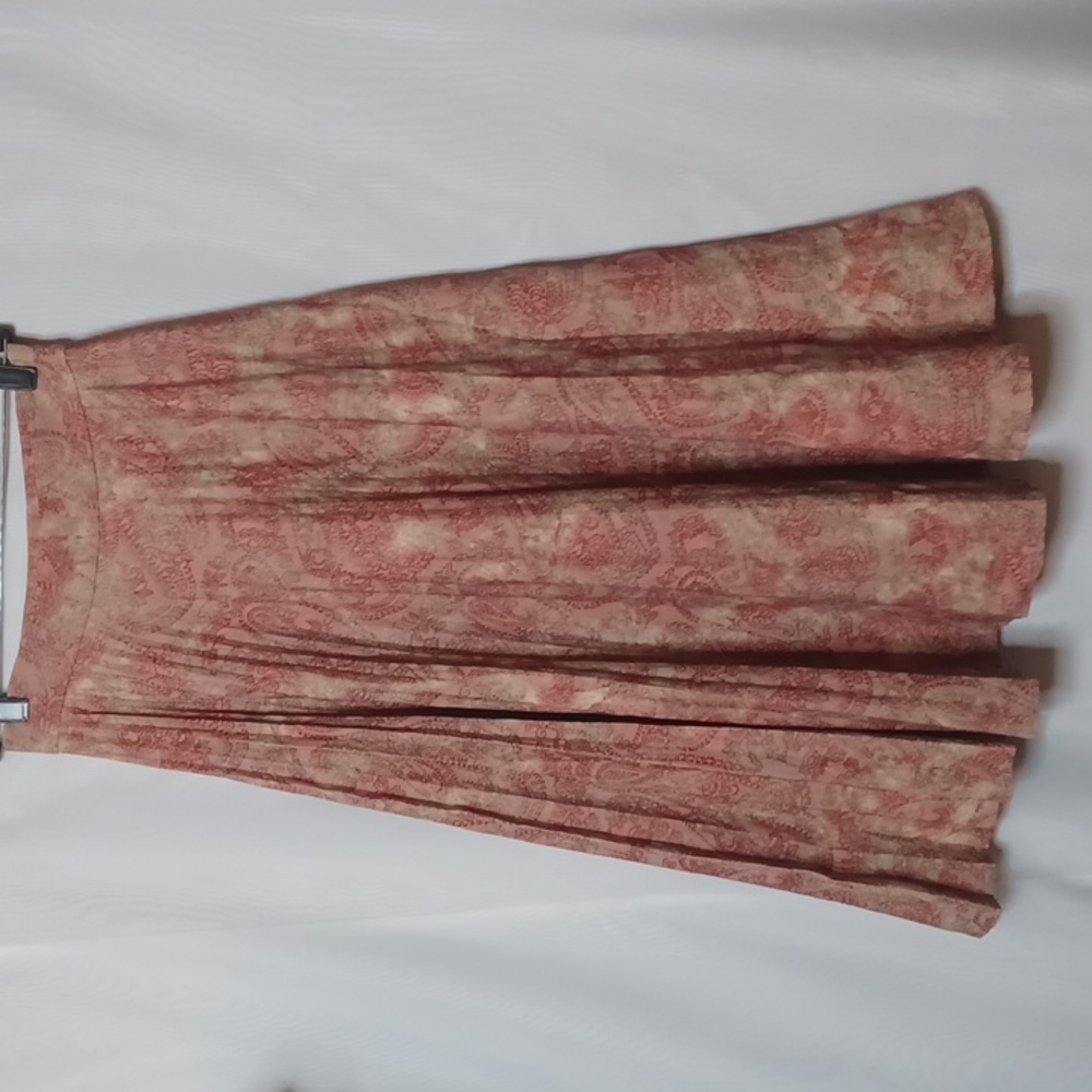 Sunny Day Beige and Pink Paisley Floral Flare Skirt. Size S